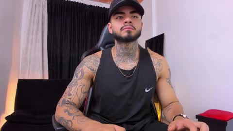 Brayan Chavez online show from April 12, 2026, 2:05 am