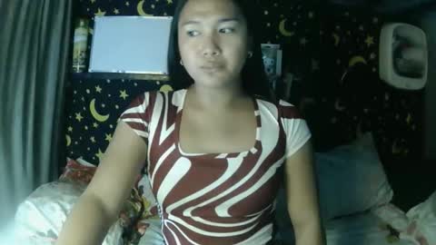 MAXINE online show from April 1, 2026, 12:17 pm