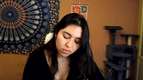 Snapshot of intimatetales chatting on February 19, 2025, 8:20 pm Africa online show from February 19, 2025, 8:20 pm