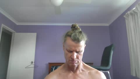 Snapshot of inxs2much chatting on January 1, 2025, 3:23 am inxs2much online show from January 1, 2025, 3:23 am