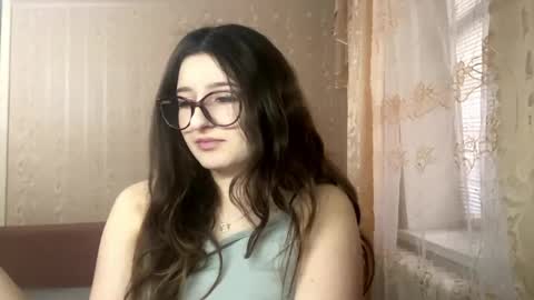 Rena online show from May 29, 2026, 10:02 am