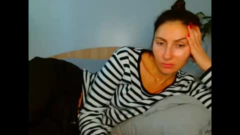 irina online show from November 11, 2025, 9:53 am