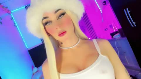 Irina online show from September 16, 2025, 7:37 pm