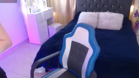 Irina Russo online show from February 28, 2026, 3:35 pm