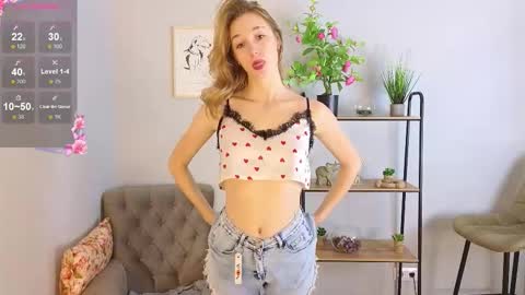 Annie online show from January 9, 2026, 10:07 am