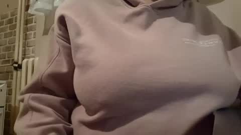 IrinnaK online show from February 18, 2025, 9:42 pm