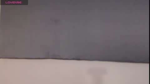 Snapshot of iris_caprice chatting on December 16, 2024, 2:57 am Instagram iris caprice online show from December 16, 2024, 2:57 am