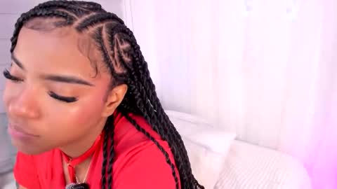 iris_hottt0 online show from April 4, 2026, 10:51 pm