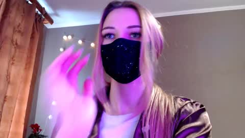 Lily online show from February 4, 2026, 1:28 pm