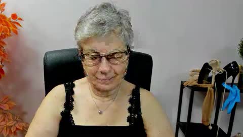 I R I S online show from October 8, 2025, 7:06 am