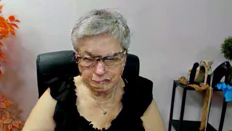 I R I S online show from October 9, 2025, 6:22 am