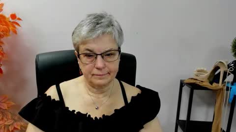 I R I S online show from October 10, 2025, 7:51 am