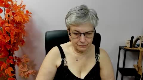 I R I S online show from October 16, 2025, 6:25 am