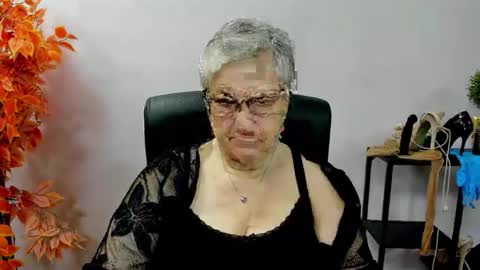 I R I S online show from October 27, 2025, 7:23 am