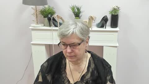 I R I S online show from February 4, 2026, 7:14 am