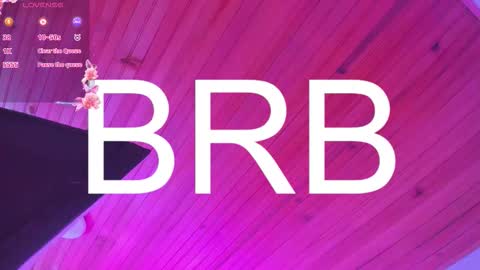 Snapshot of irisbeel chatting on February 25, 2026, 2:43 am irisbeel online show from February 25, 2026, 2:43 am