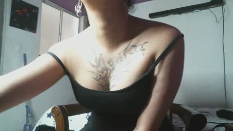 Camilla online show from January 14, 2025, 2:22 pm