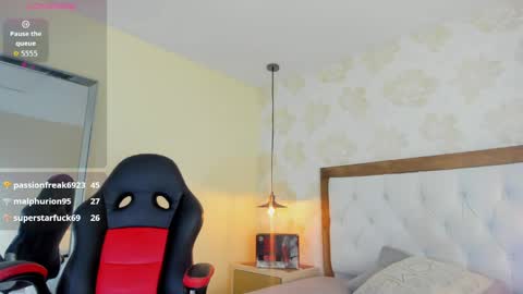 Iris  online show from April 16, 2026, 9:50 pm