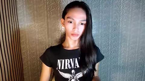 IRISH AND TRIXIE online show from May 11, 2026, 3:01 am