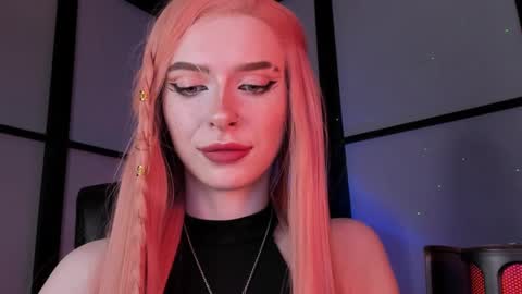 Miss Iris Fansly Miss Iris new inst.  online show from December 6, 2024, 11:11 am