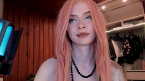 Miss Iris Fansly Miss Iris new inst.  online show from March 9, 2025, 4:33 pm