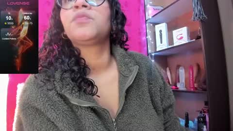 Snapshot of iriss_25 chatting on January 14, 2025, 11:53 am iris online show from January 14, 2025, 11:53 am