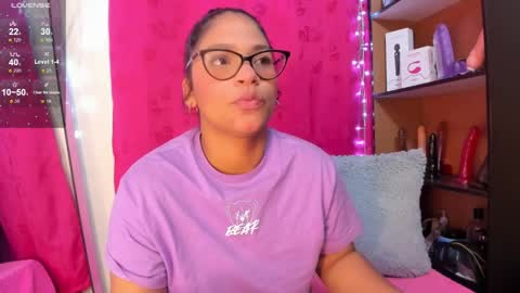 Snapshot of iriss_25 chatting on January 27, 2025, 11:32 am iris online show from January 27, 2025, 11:32 am