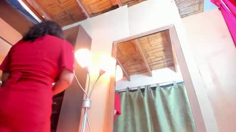 Snapshot of iriss_25 chatting on March 12, 2025, 3:18 pm iris online show from March 12, 2025, 3:18 pm