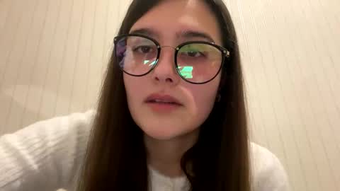 irisss31 online show from February 26, 2025, 7:38 pm