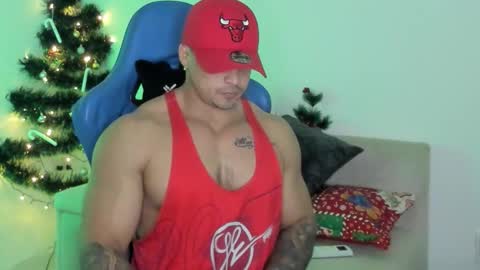 Iron online show from December 21, 2025, 10:39 pm