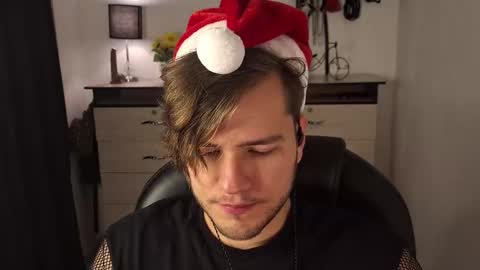 Jess online show from December 25, 2024, 6:30 pm