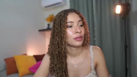 Snapshot of isa_____ chatting on September 27, 2025, 9:53 pm isa_____ online show from September 27, 2025, 9:53 pm