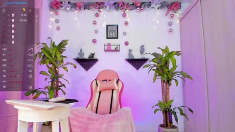 isabella online show from December 17, 2024, 12:01 am