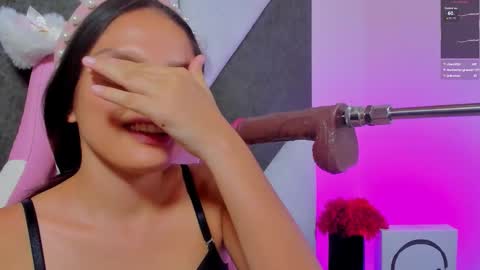 Snapshot of isa_kolins chatting on February 4, 2026, 6:36 pm isa_kolins online show from February 4, 2026, 6:36 pm