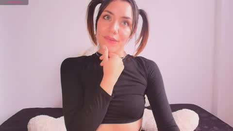 Snapshot of isa_laurentt chatting on February 13, 2025, 9:06 pm Isabella Laurentt  online show from February 13, 2025, 9:06 pm