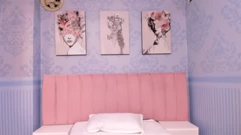    online show from January 22, 2025, 11:10 pm