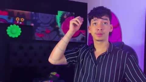 isaac_cryston online show from October 31, 2025, 8:10 pm