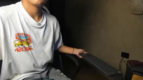 isaac_grimm online show from February 23, 2026, 3:04 am