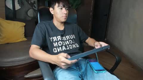 isaac_grimm online show from February 24, 2026, 3:04 am