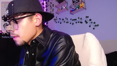 Isaac Saenz. online show from December 5, 2024, 3:48 am