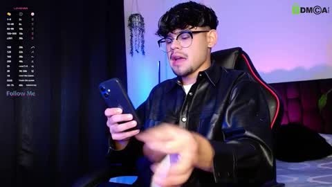 Isaac Saenz. online show from October 4, 2025, 12:30 am