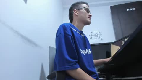 Isaac online show from June 20, 2026, 3:53 am