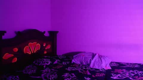 isaac online show from December 24, 2024, 4:11 am