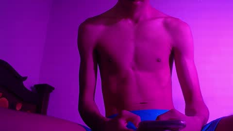 isaac online show from December 31, 2024, 10:34 pm