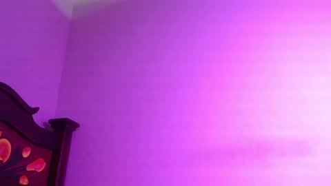 isaac online show from January 3, 2025, 11:33 pm