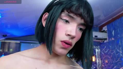 isaacnova online show from May 14, 2026, 8:48 pm