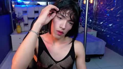 isaacnova online show from May 15, 2026, 9:49 am