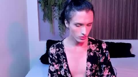 IsabelFernandez online show from September 25, 2025, 5:55 am