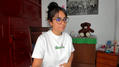 Snapshot of isabella22_1 chatting on December 3, 2024, 6:49 pm Isabella22 1 online show from December 3, 2024, 6:49 pm