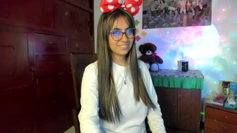 Snapshot of isabella22_1 chatting on January 31, 2025, 3:41 am Isabella22 1 online show from January 31, 2025, 3:41 am